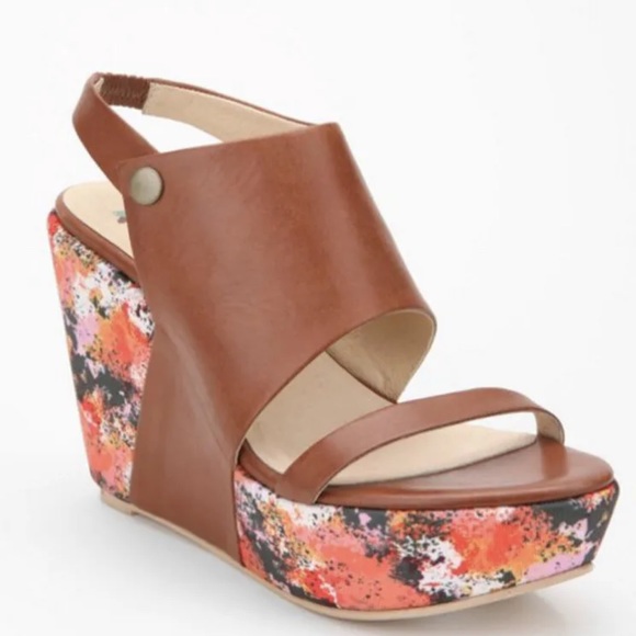 Anthropologie Shoes - FARYL Robin WOMEN'S Two Tone WEDGE SANDALS LEATHER US SIZE 9 Anthropologie UO